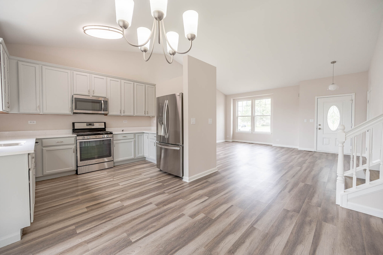 636 Hamilton Lane - Thumbnail 5