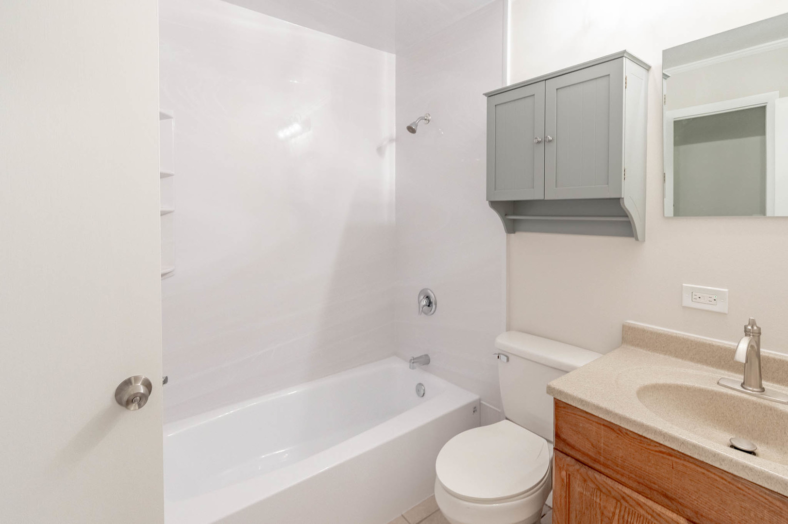 542 14th Street - Thumbnail 7