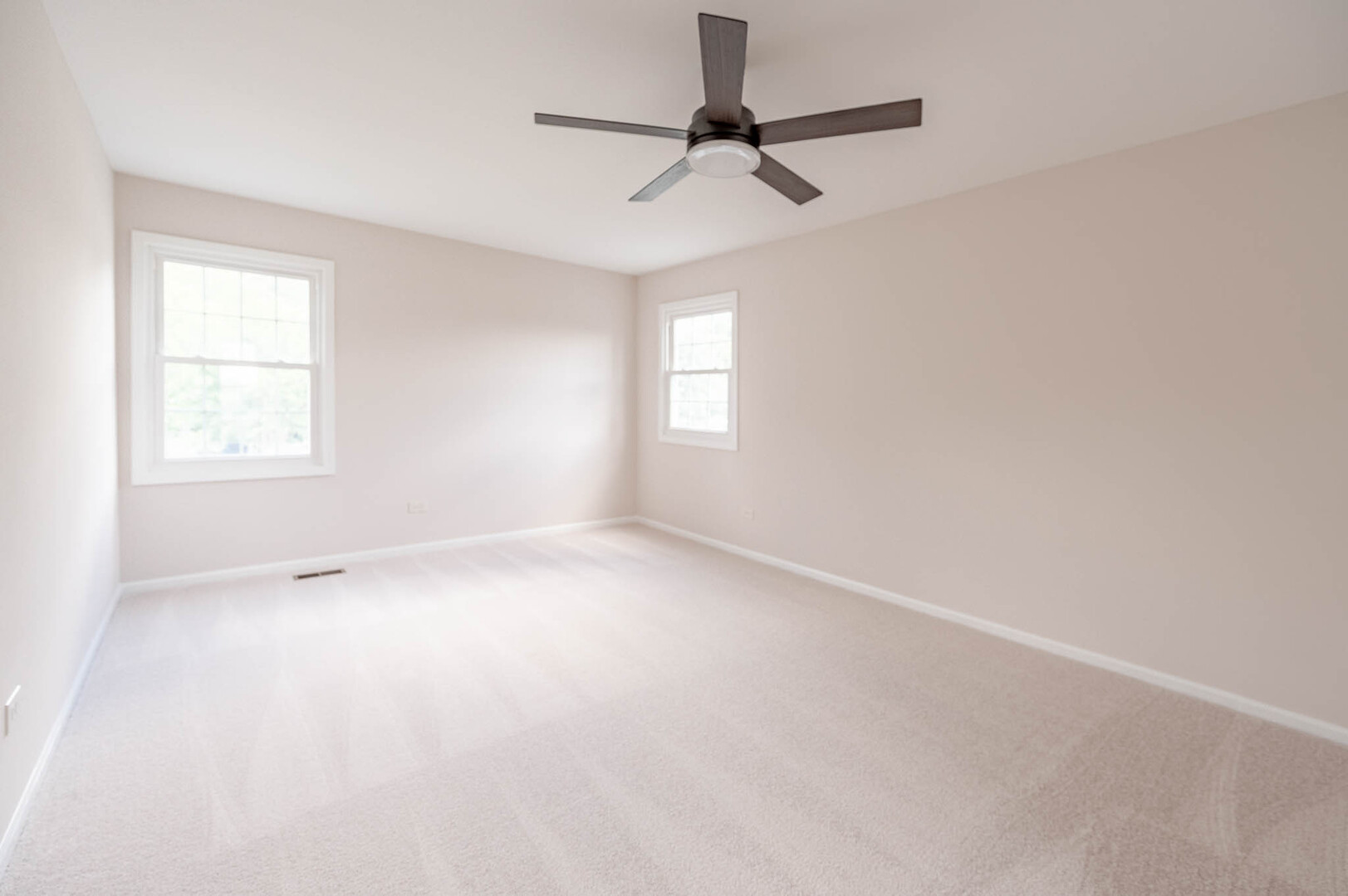 1853 Gatewood Drive - Thumbnail 7