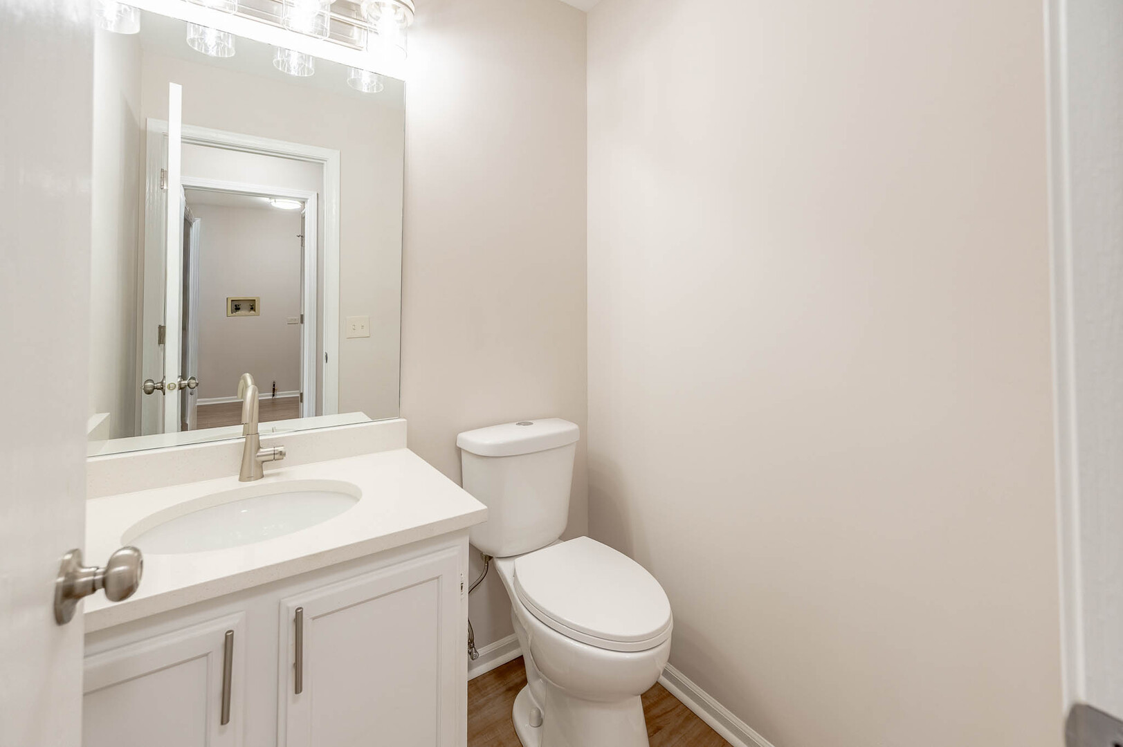 1853 Gatewood Drive - Thumbnail 6