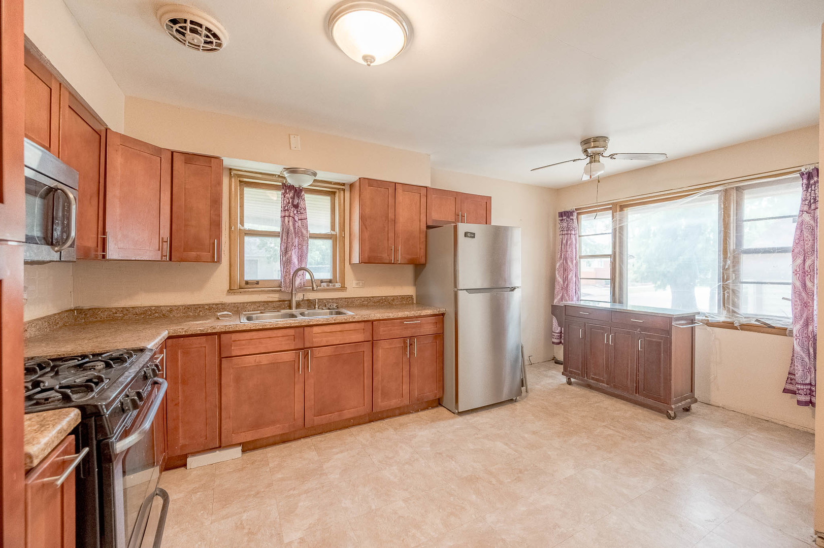 14446 Minerva Avenue - Thumbnail 5