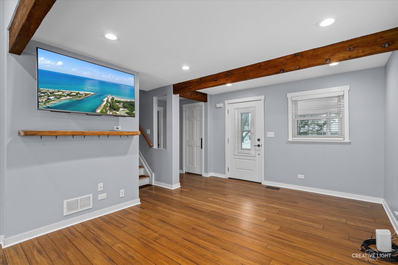 628 Illinois Street - Thumbnail 4