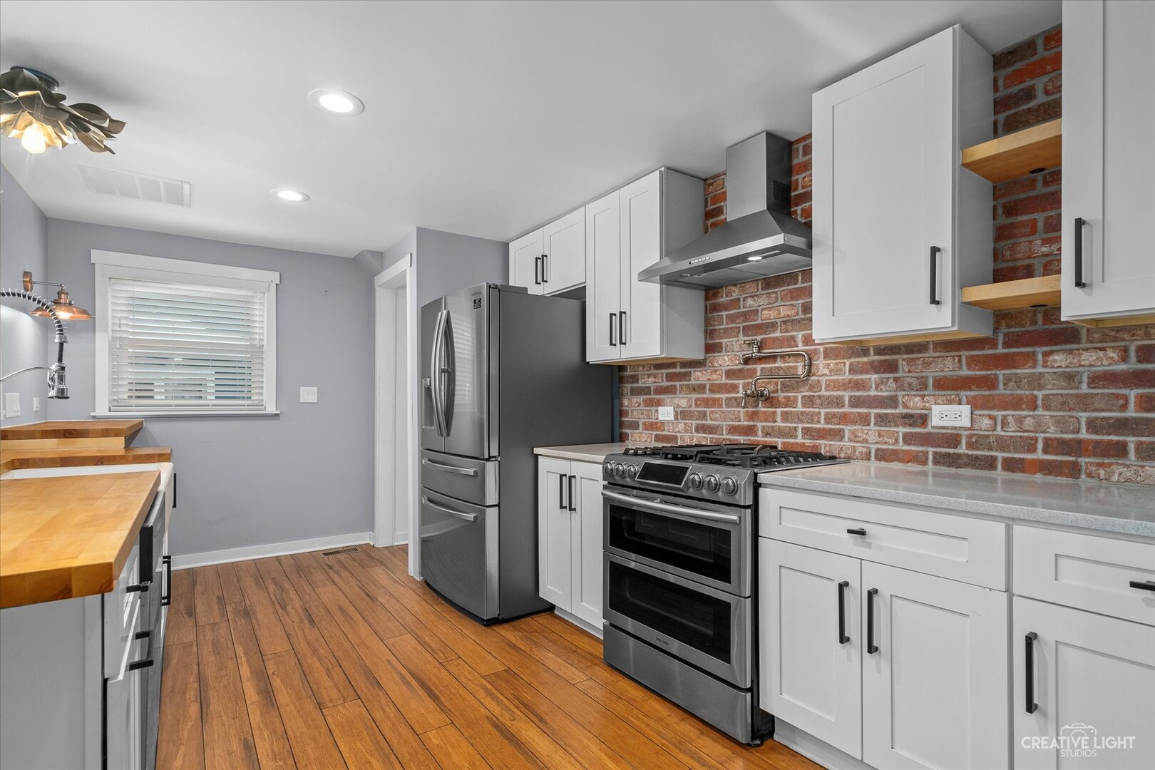 628 Illinois Street - Thumbnail 5