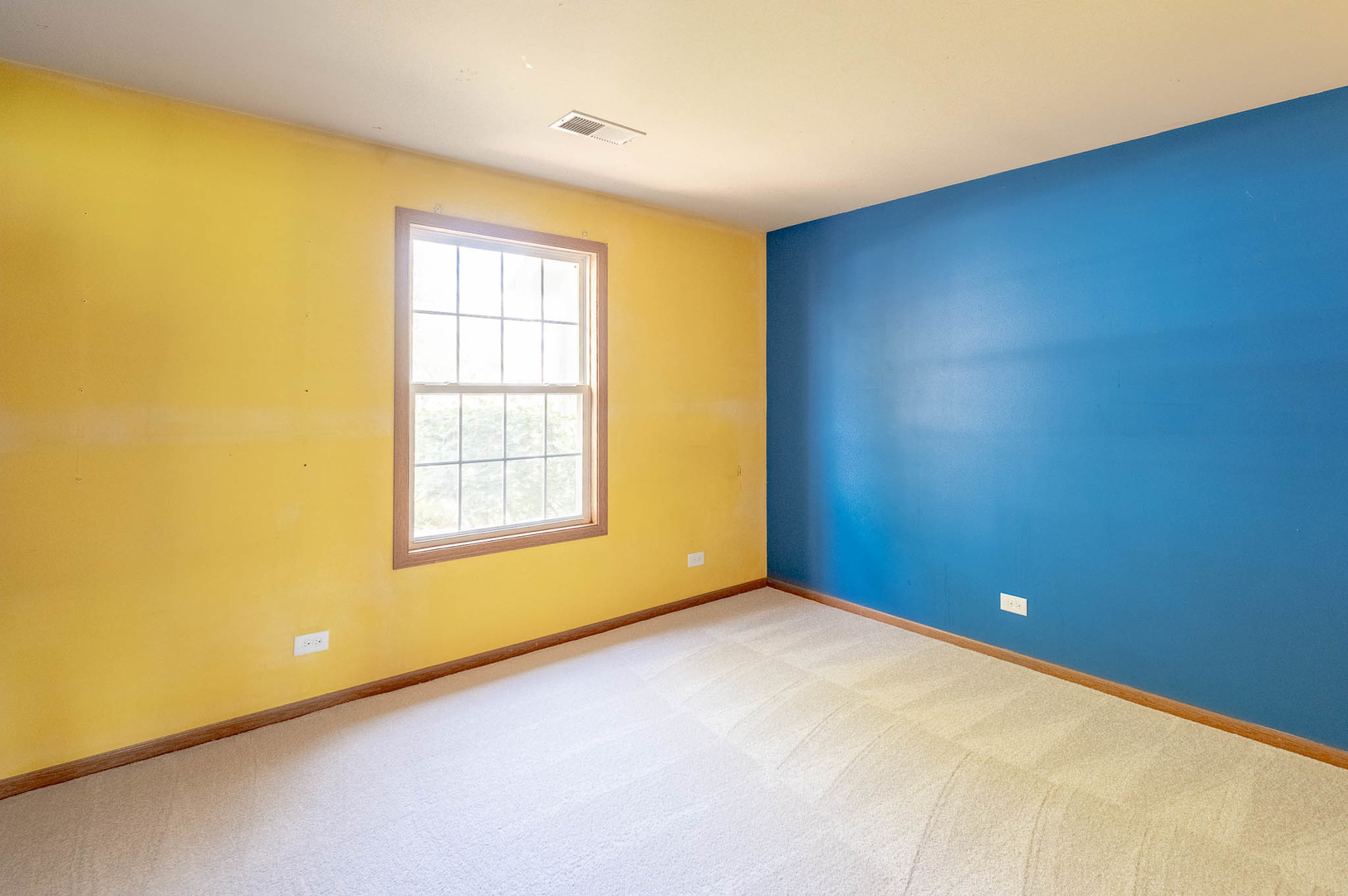 250 Ashbury Lane - Thumbnail 9