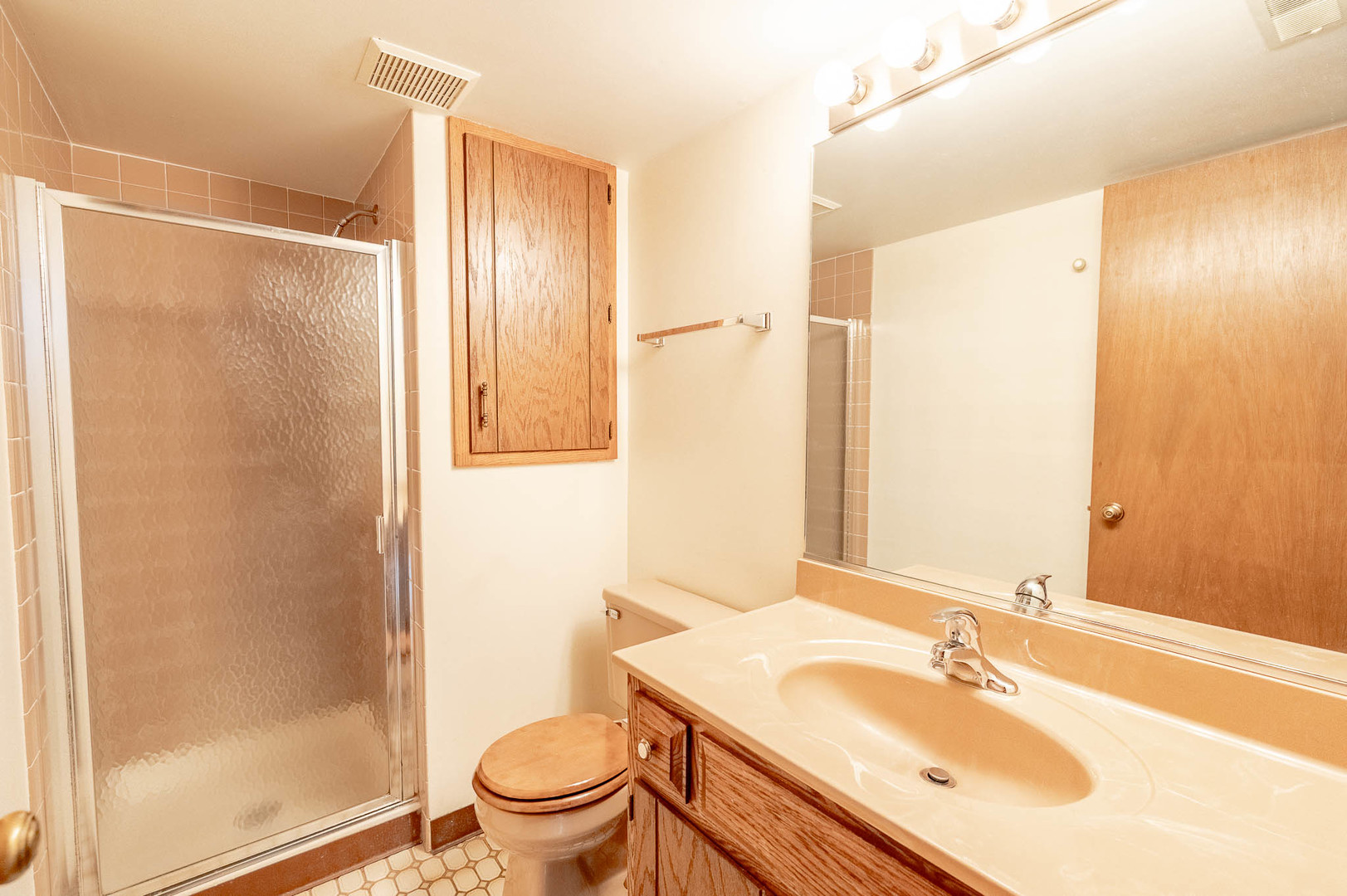 19250 Wentworth Avenue - Thumbnail 9