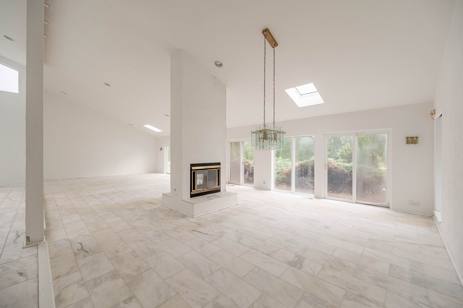 25636 Stoney Kirk Court - Thumbnail 2