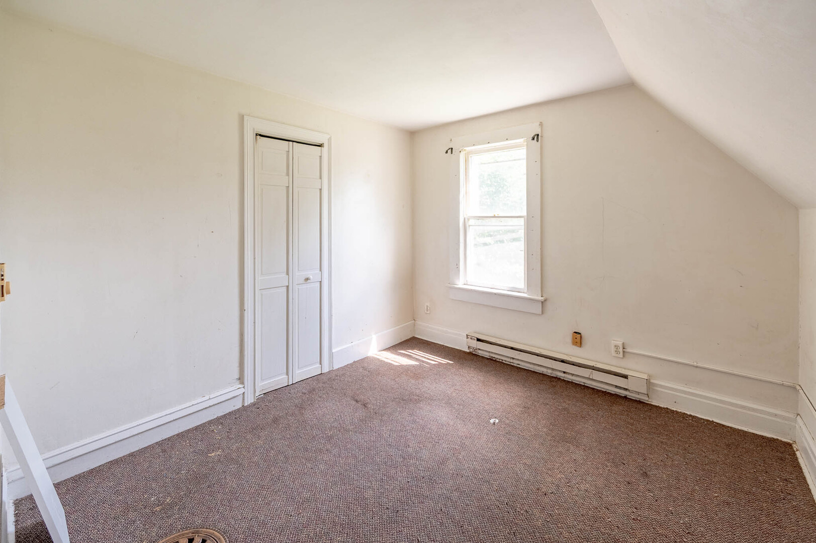 738 1st Street - Thumbnail 10