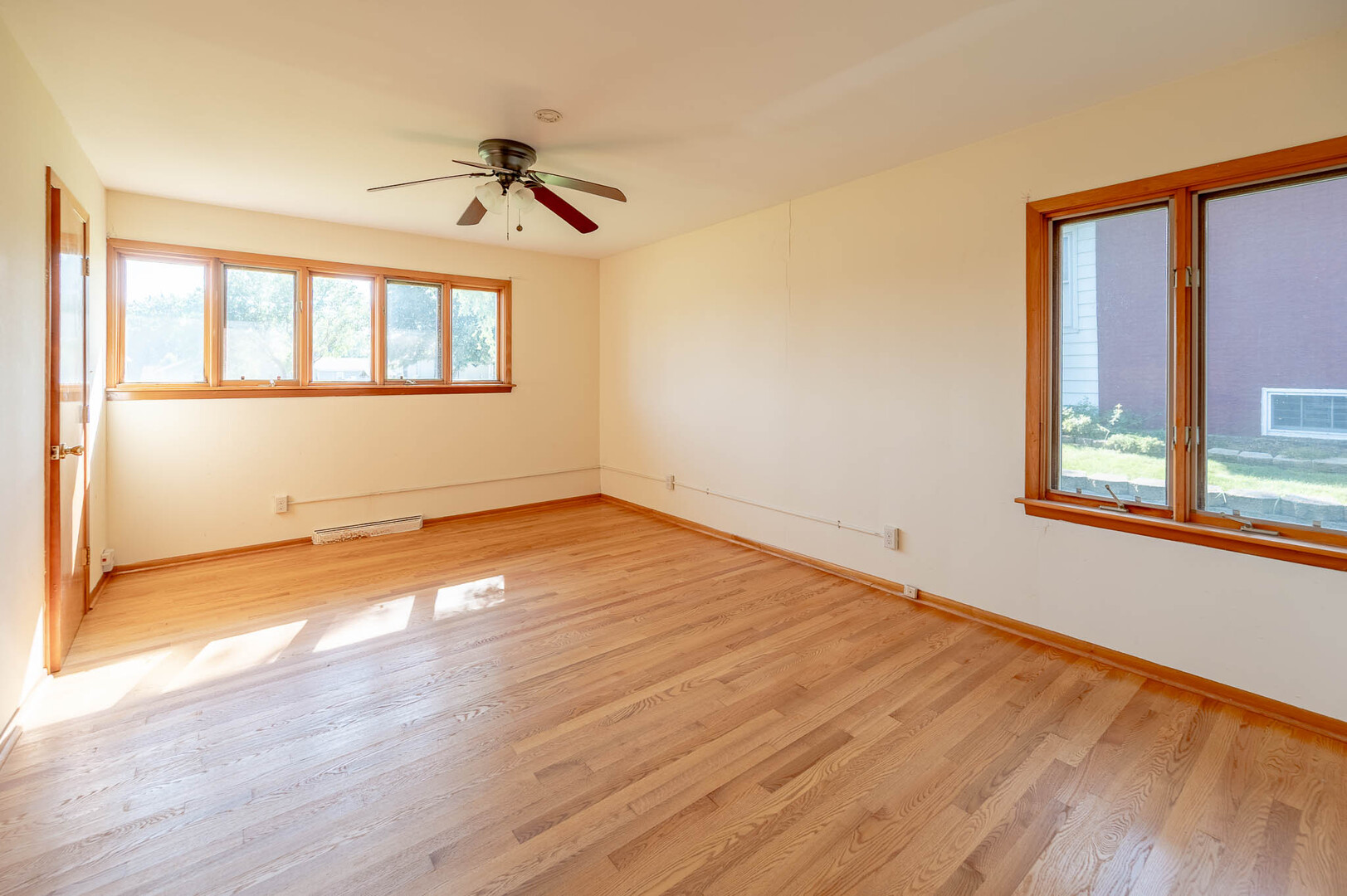 3002 Miller Avenue - Thumbnail 8