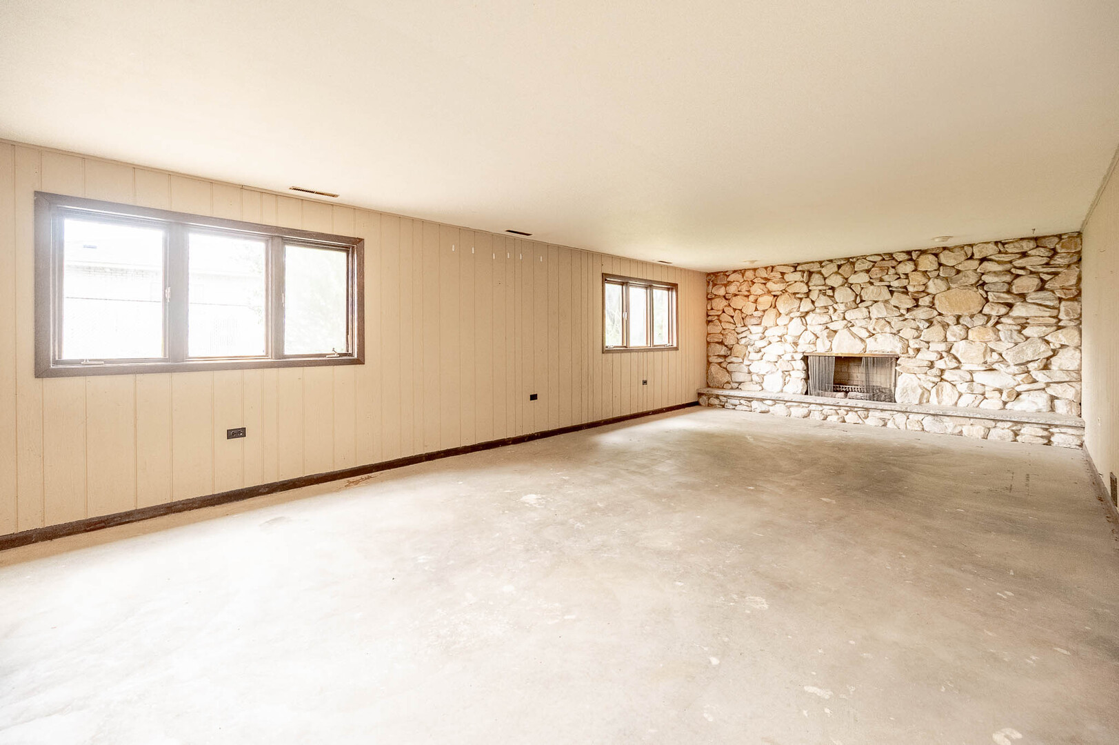 15612 Heather Court - Thumbnail 14