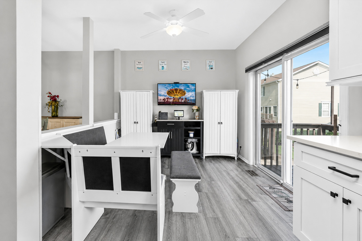 2430 Courtyard Circle - Thumbnail 3
