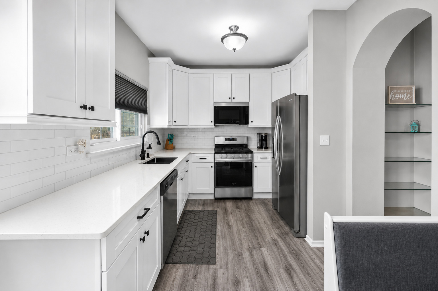 2430 Courtyard Circle - Thumbnail 2