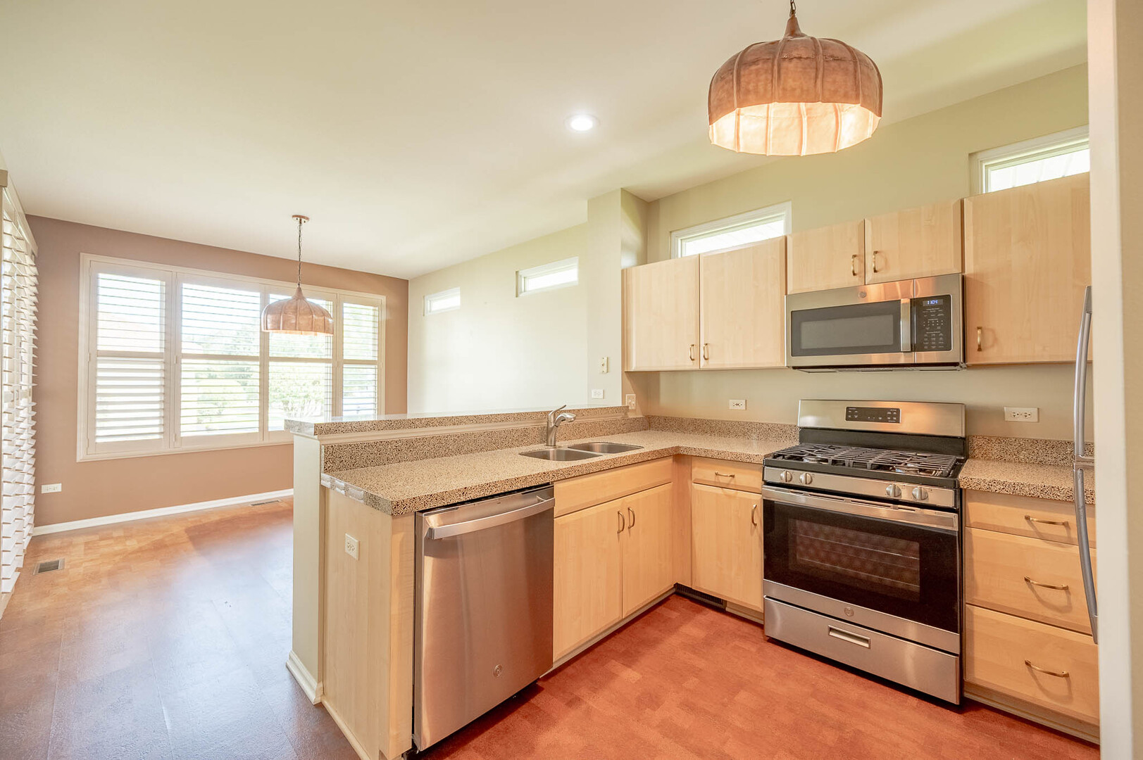 13114 Illinois Drive - Thumbnail 6