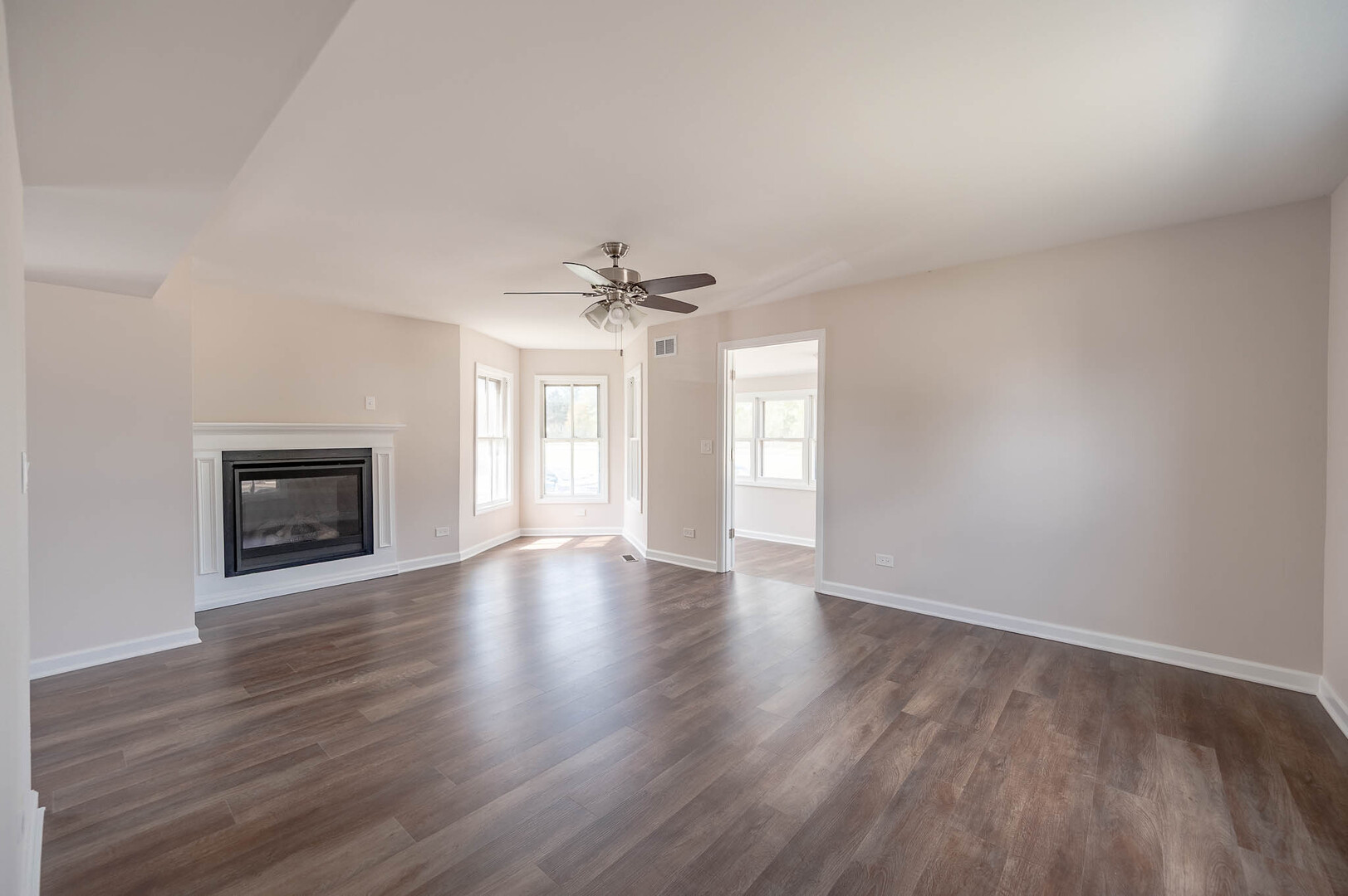 112 Oak Street - Thumbnail 4