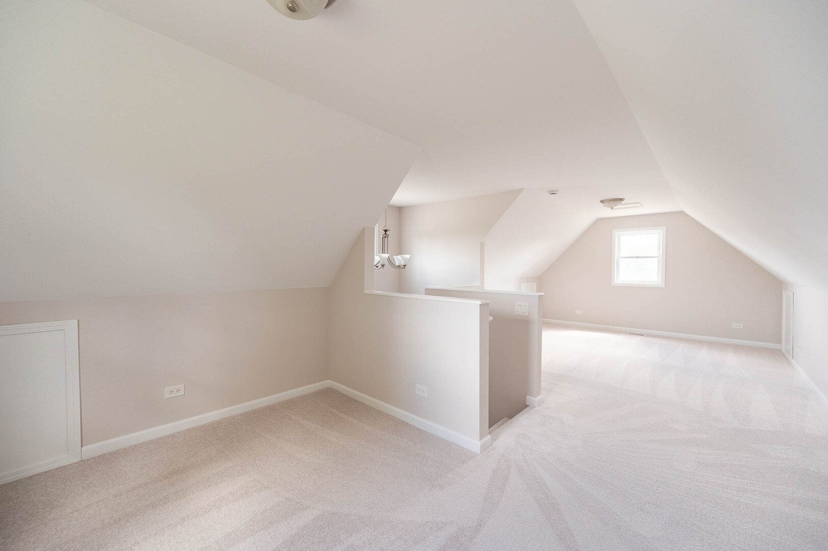 112 Oak Street - Thumbnail 11