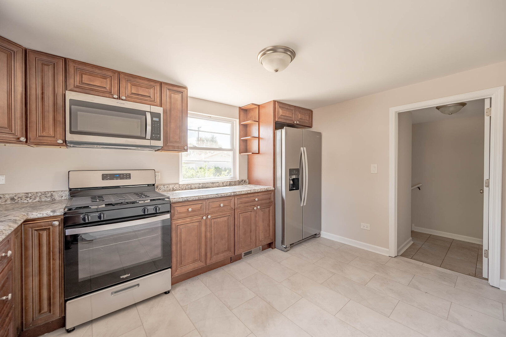 112 Oak Street - Thumbnail 7