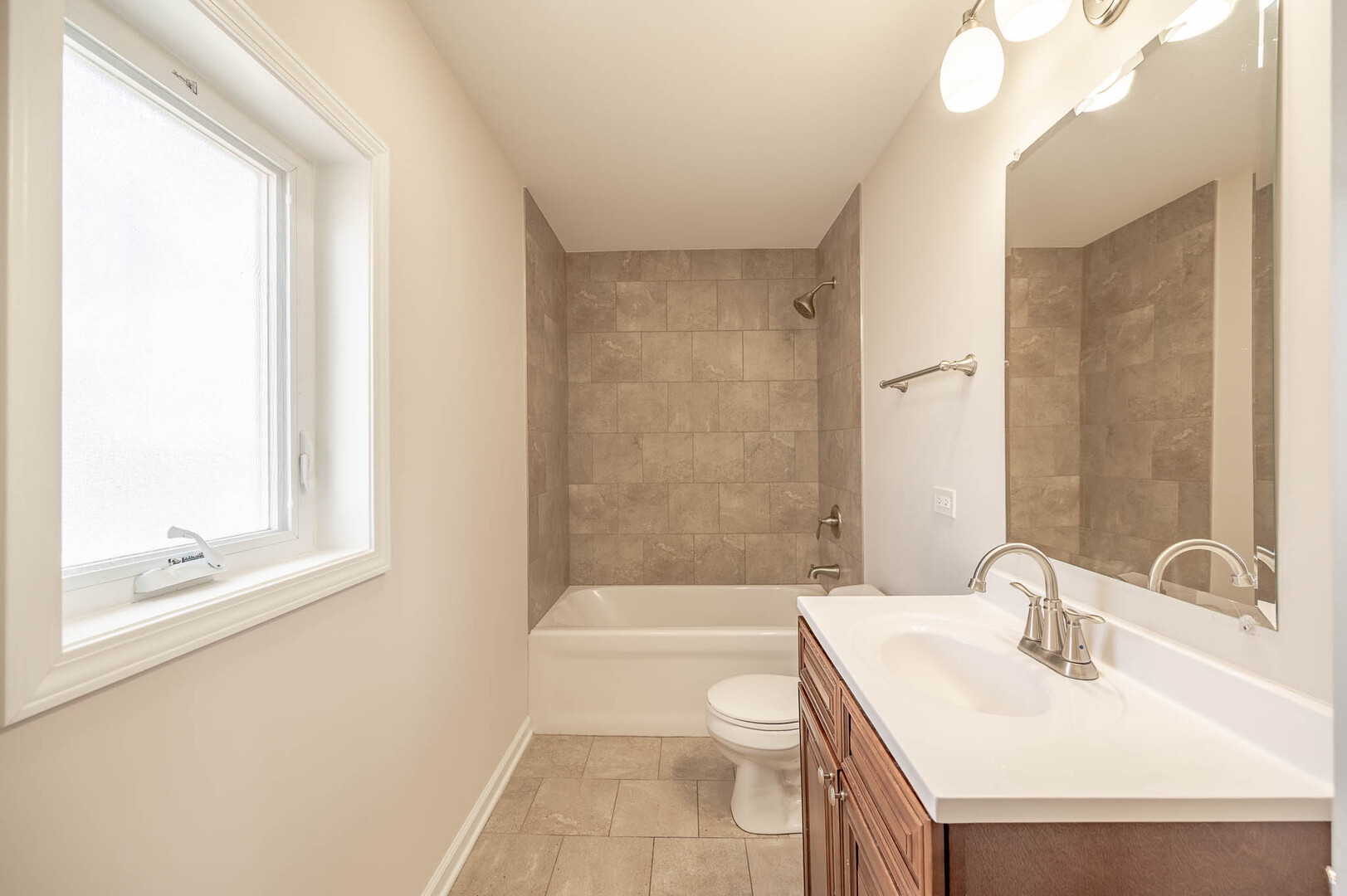 112 Oak Street - Thumbnail 13