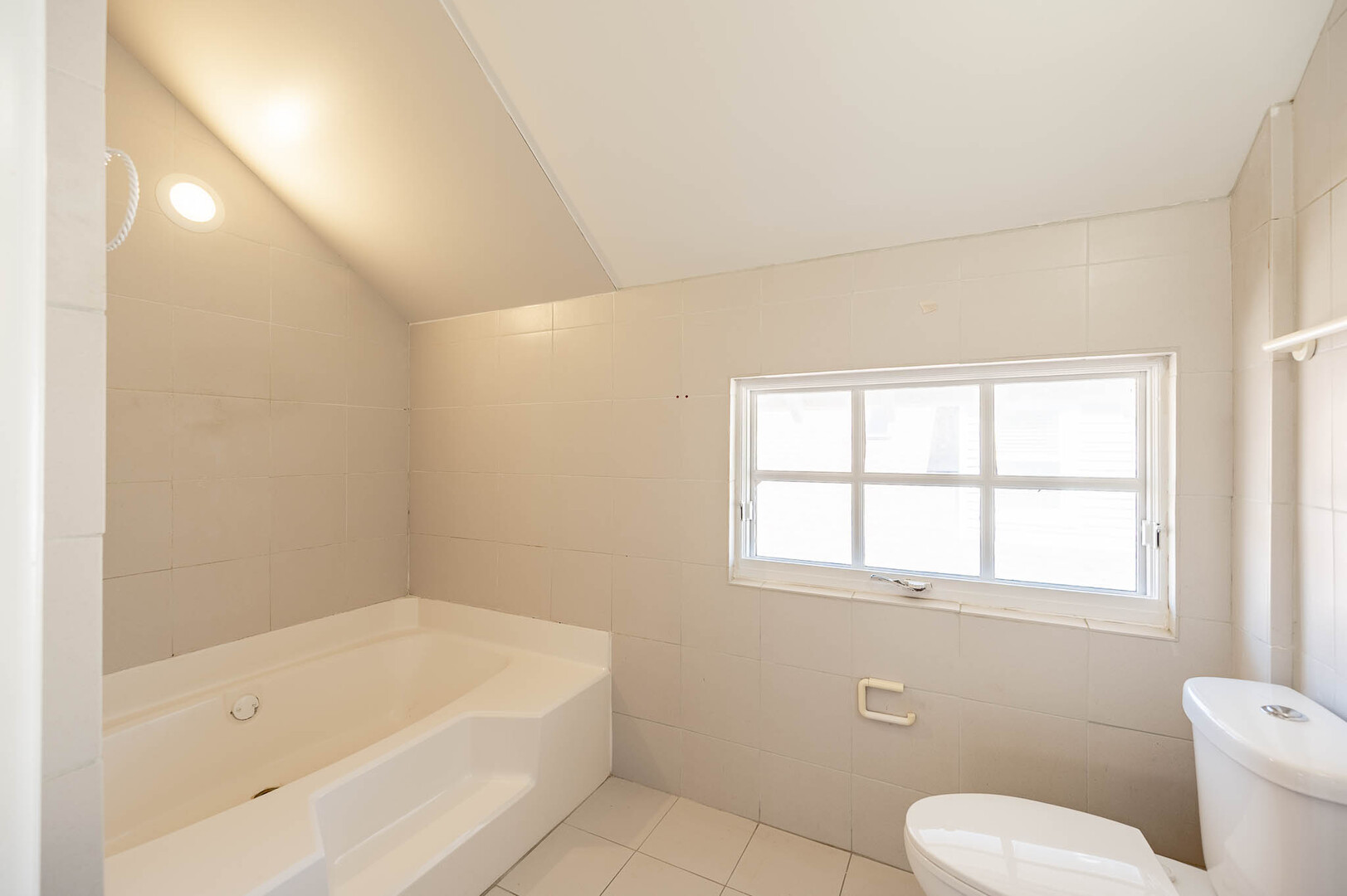 9841 Hoyne Avenue - Thumbnail 17