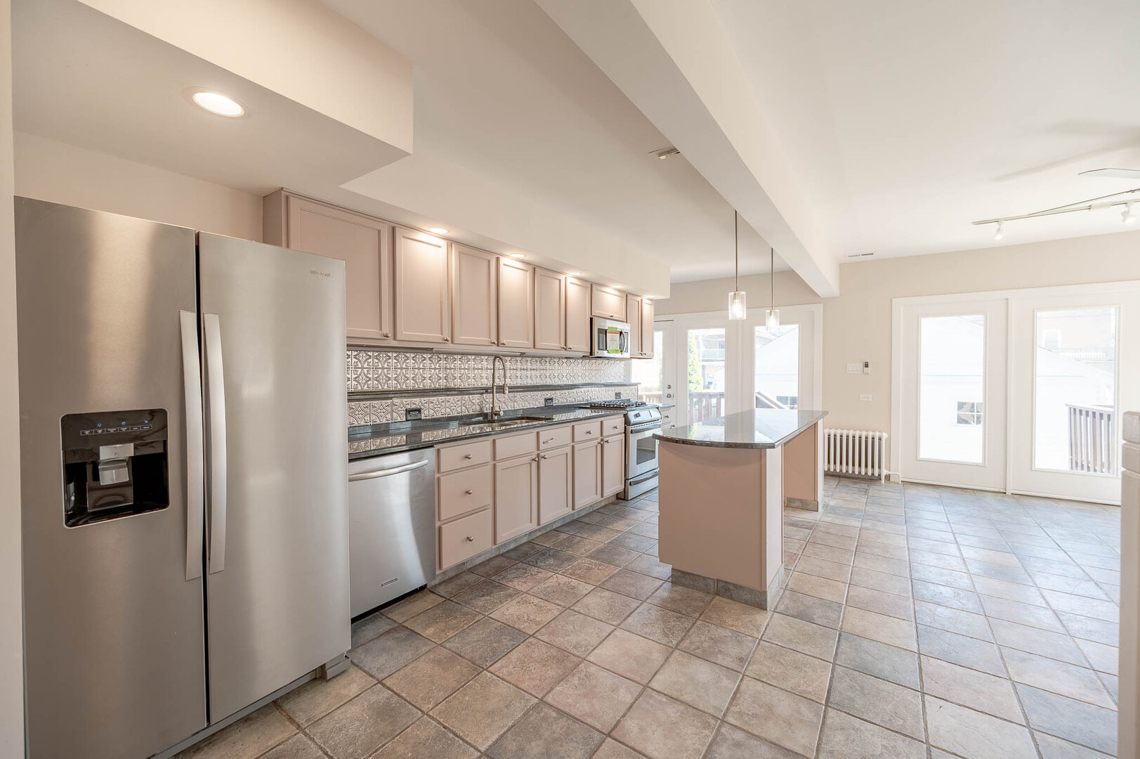 9841 Hoyne Avenue - Thumbnail 6