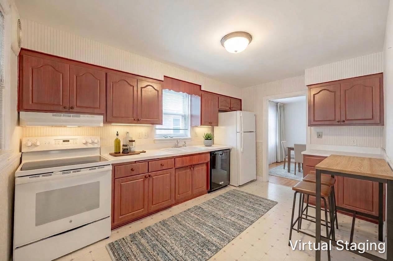 10221 Trumbull Avenue - Thumbnail 6