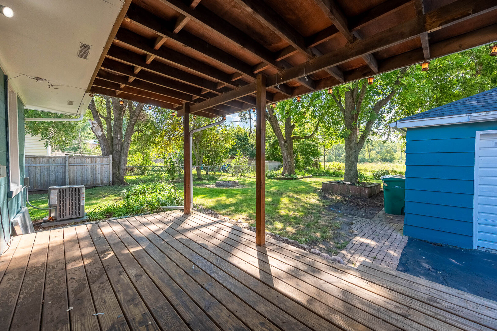 114 Frances Street - Thumbnail 11