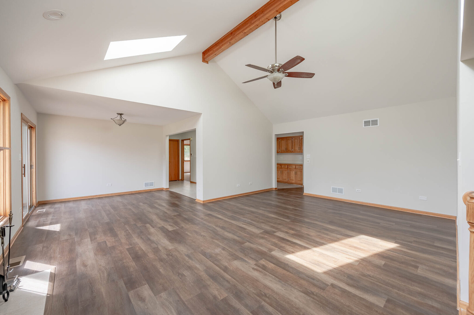 17411 Carlyle Court - Thumbnail 2
