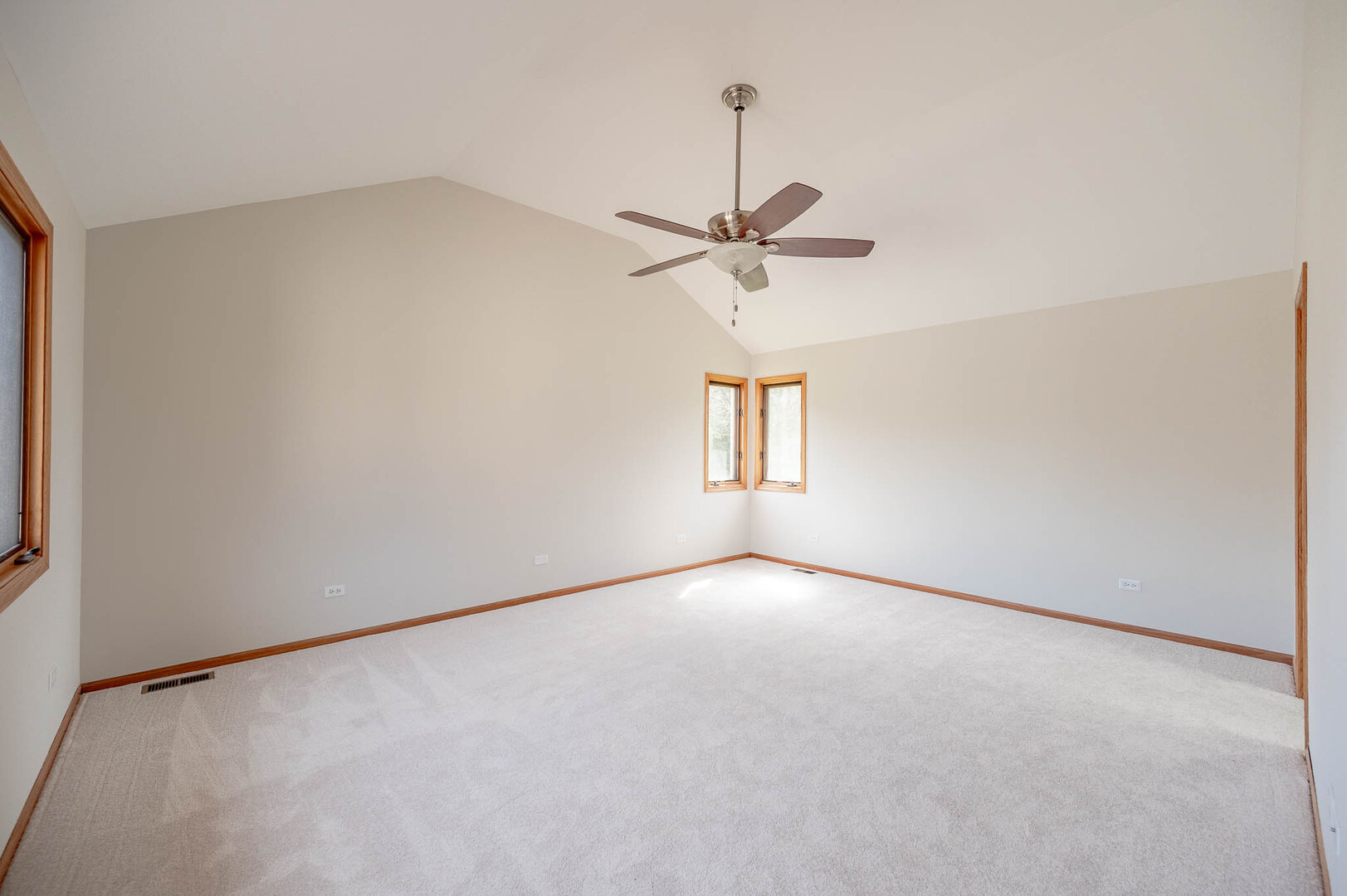 17411 Carlyle Court - Thumbnail 10
