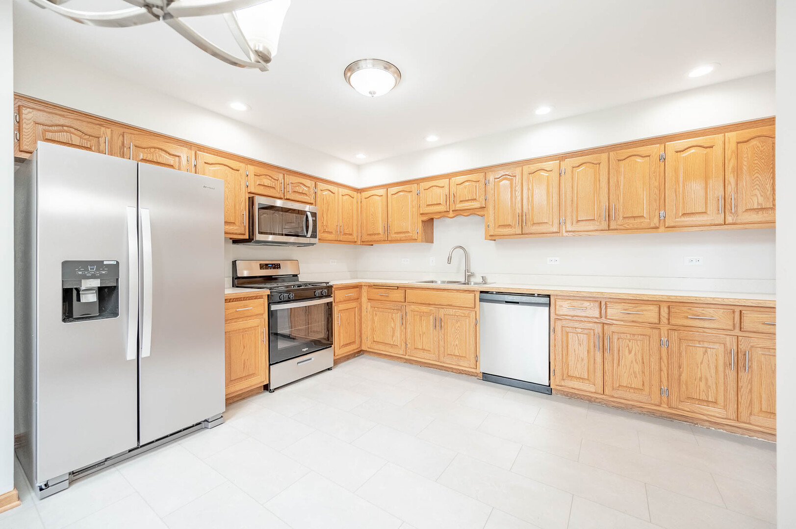 17411 Carlyle Court - Thumbnail 6