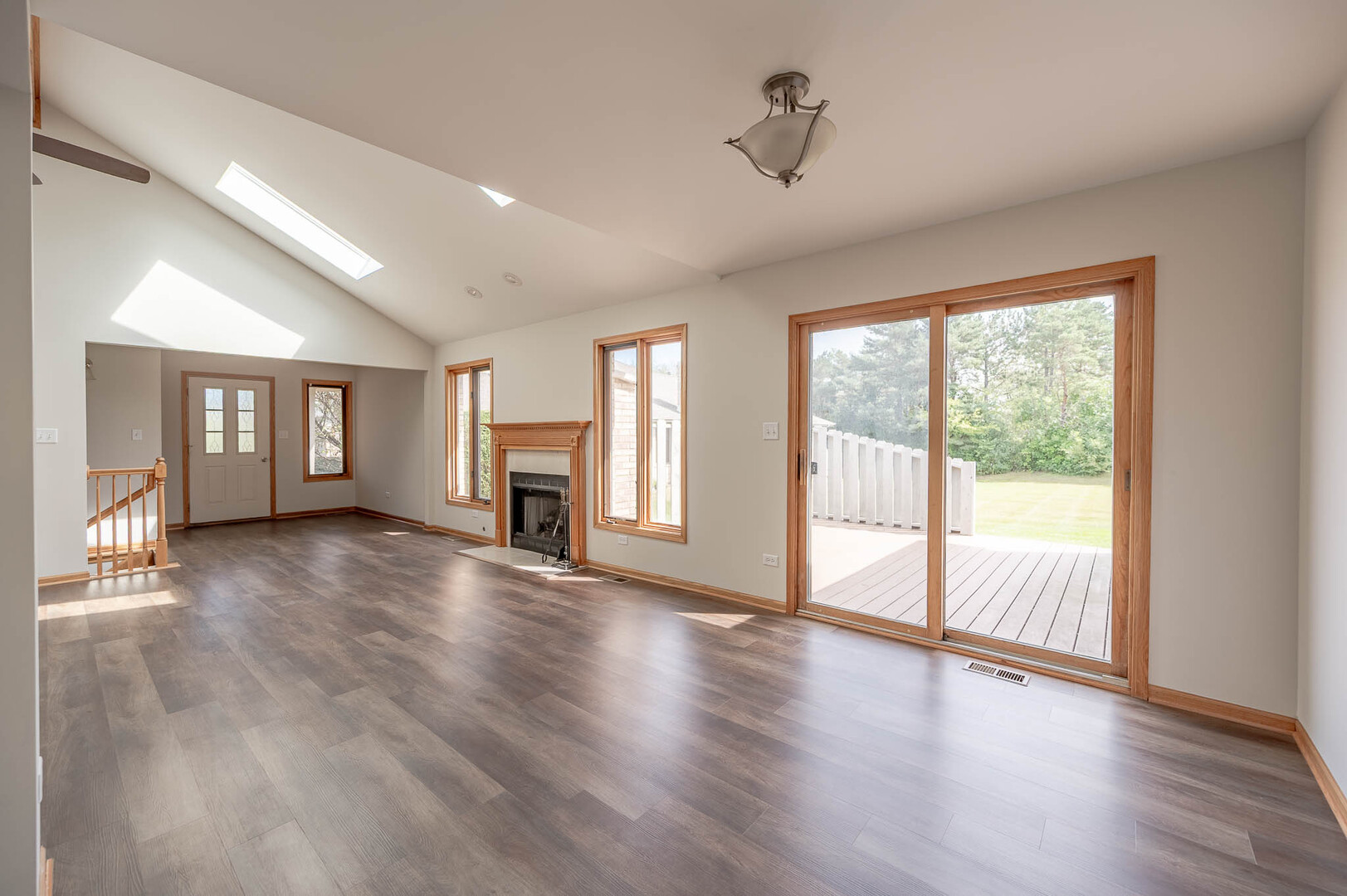 17411 Carlyle Court - Thumbnail 5