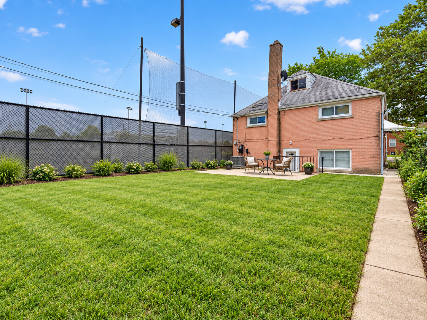 2130 Highland Avenue - Thumbnail 9