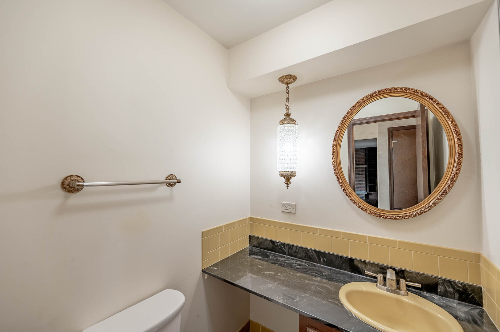 1609 Barry Lane - Thumbnail 9
