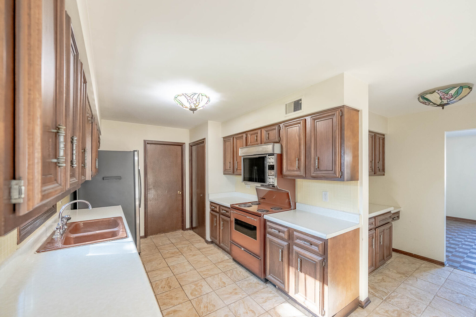 1609 Barry Lane - Thumbnail 7